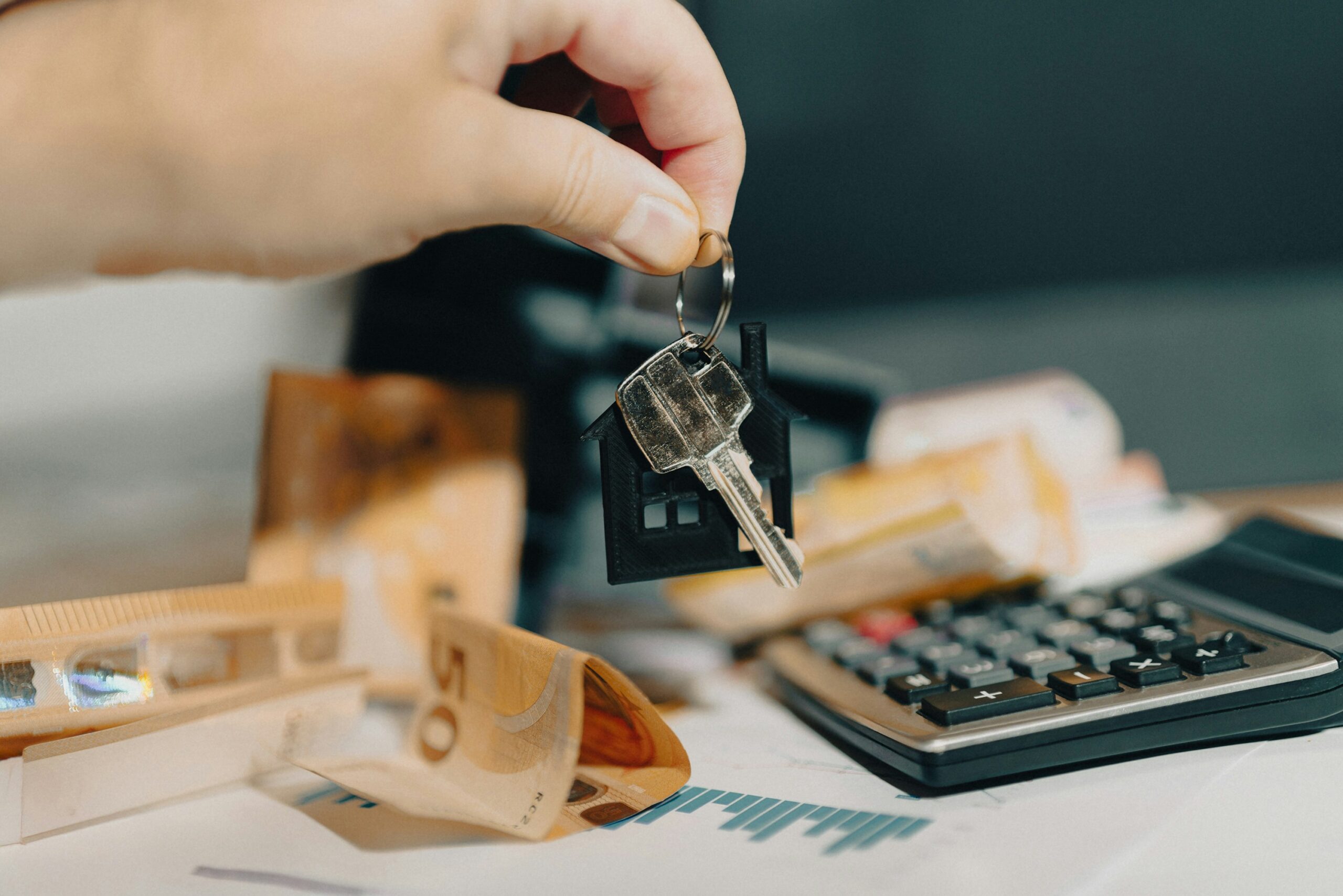 Setting SMART Financial Goals for a Secure Future